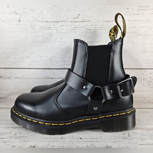 Dr. Martens Wincox Smooth Leather Buckle Moto Chelsea Black Boots Women's 8 - Picture 8 of 14